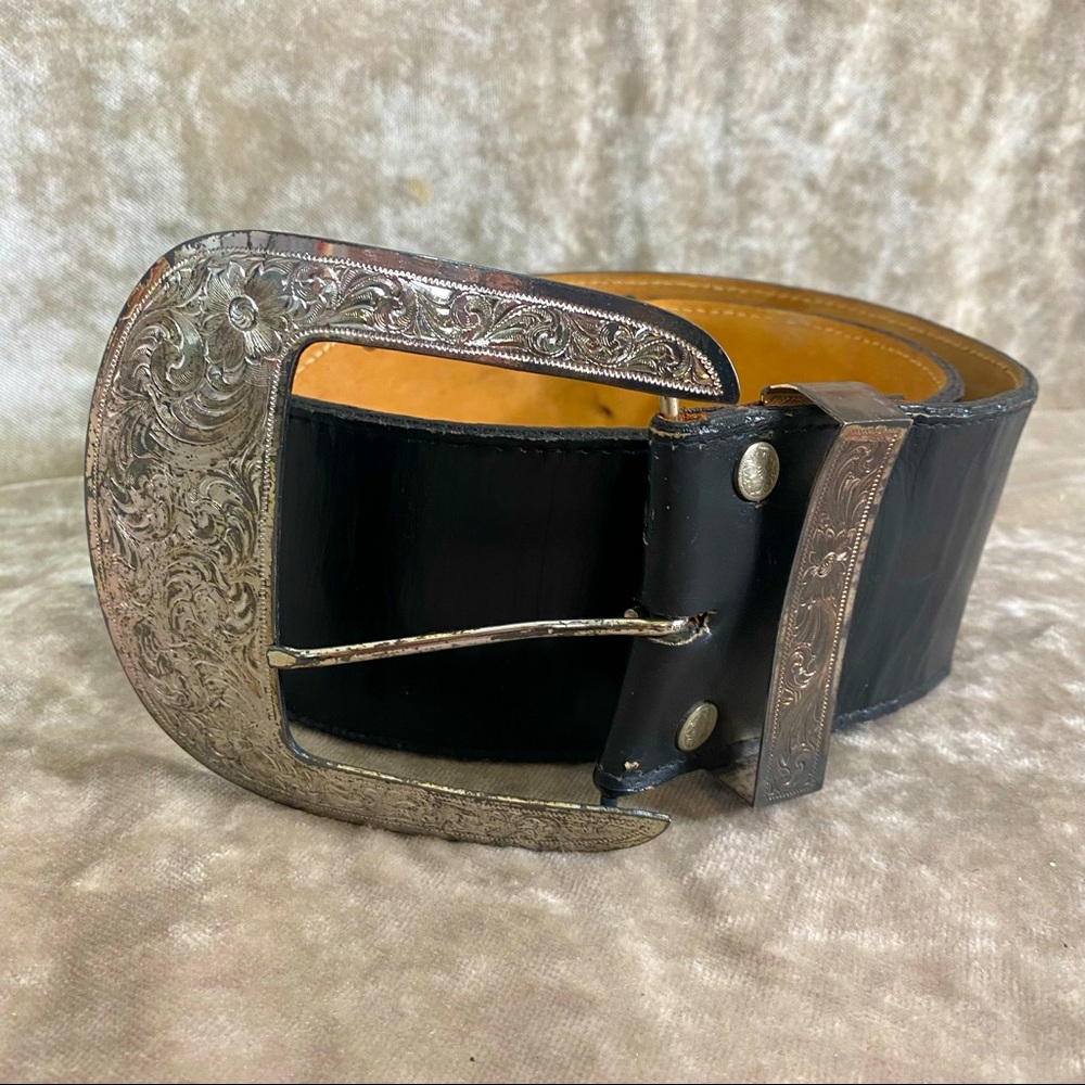 *Please do not purchase see desc.* Vtg. Al Beres Leather Large Buckle Belt 🌵31